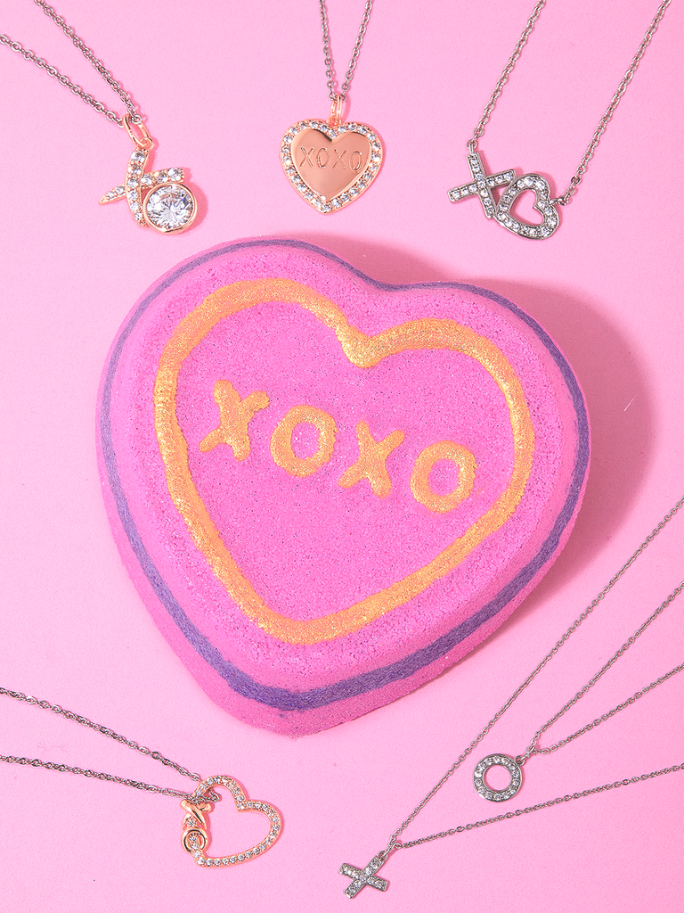 XOXO Conversation Heart Bath Bomb - XO Necklace Collection